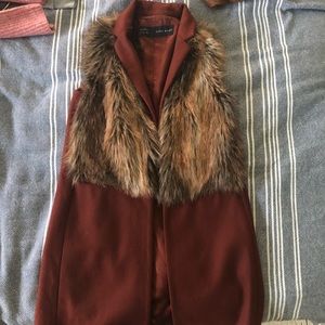 Zara sleeveless coat with faux fur